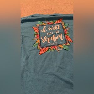 simply shirt, worn 2 times, $8, ONLY SELL LOCALLY NO SHIPPING- benson nc